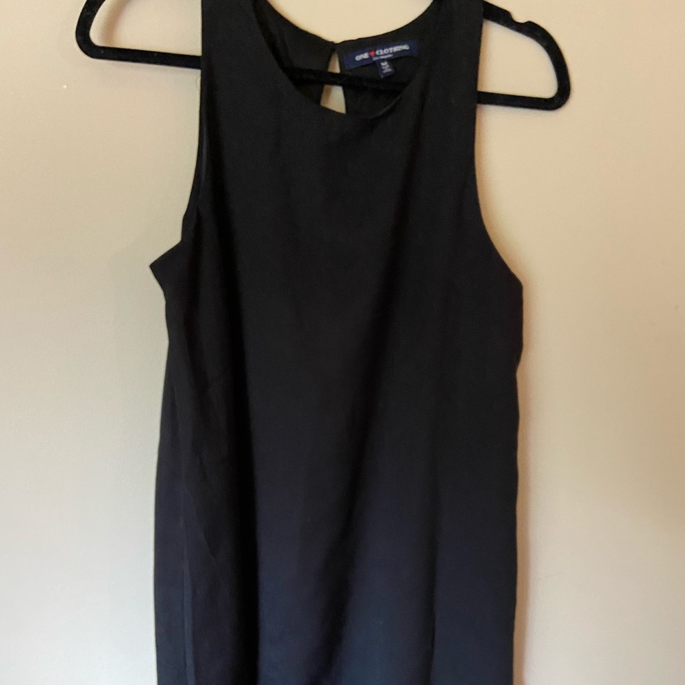 🛍 2/$20 Little black dress